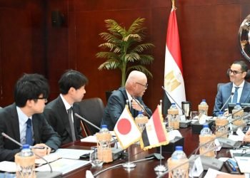 وزير الاستثمار والتجارة الخارجية يستقبل السفير الياباني بالقاهرة لبحث آفاق التعاون الاقتصادي بين البلدين