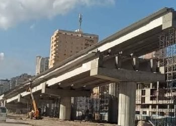 غلق مؤقت لشارع 45 بالإسكندرية لاستكمال أعمال كوبري السادات وتحديد مسارات بديلة