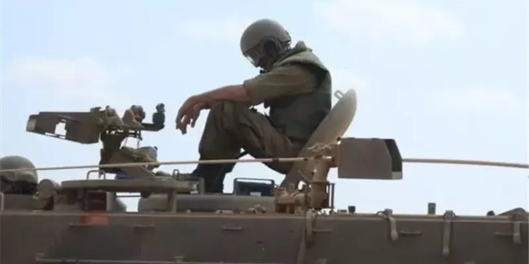 جيش الاحتلال يستأنف عملياته النهارية في مدينة غزة مما يُنذر بتصعيد للهجوم