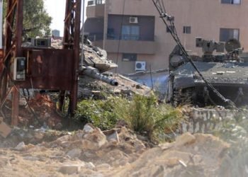 نتنياهو يثمّن حصر السلاح اللبناني ويدعو لنزع سلاح حزب الله