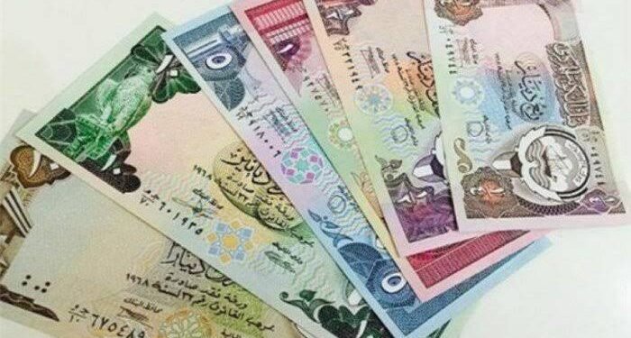 استقرار سعر الدينار الكويتي أمام الجنيه بالبنوك المصرية اليوم