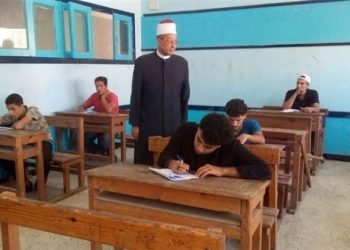 طلاب الثانوية الأزهرية يؤدون امتحانات الدور الثاني وسط استعدادات كاملة
