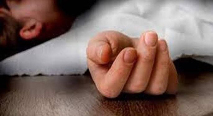 مصرع طفل بطعنات نافذة فى الرقبة لانقاذ محل والده من السرقة فى بورسعيد