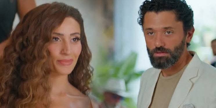 بعد عودته لزوجته.. كريم محمود عبدالعزيز ودينا الشربيني يلغيان متابعة بعضهما