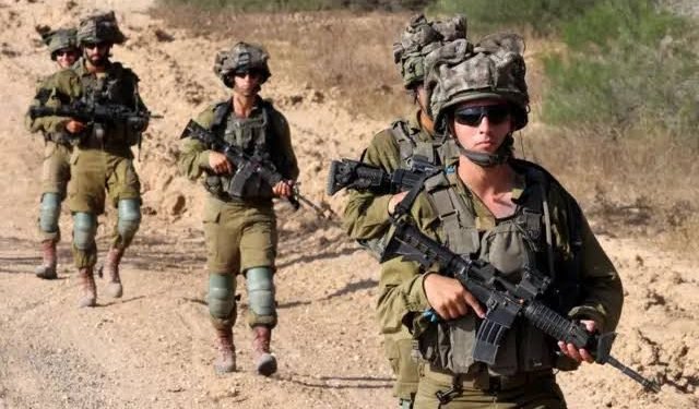 الاحتلال الإسرائيلي يوسع عملياته بغزة ويستخدم روبوتات مفخخة لتدمير المنازل