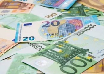 ارتفاع سعر اليورو أمام الجنيه المصري اليوم الإثنين بالبنوك