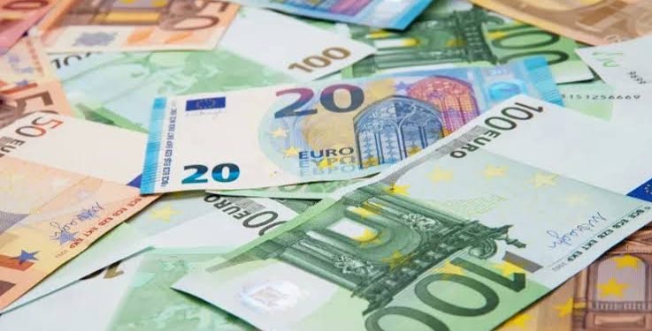 ارتفاع سعر اليورو أمام الجنيه المصري اليوم الإثنين بالبنوك