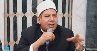 وكيل “أوقاف الغربية” يحذر من صعود المنبر دون تصريح رسمي