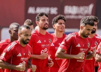 الأهلي يتحدى الغيابات في اختبار صعب أمام غزل المحلة الليلة