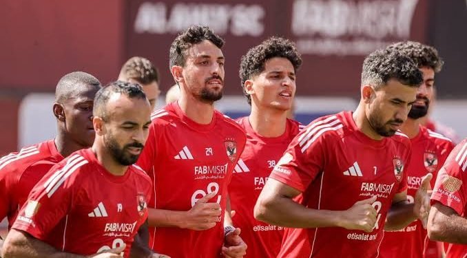 الأهلي يتحدى الغيابات في اختبار صعب أمام غزل المحلة الليلة