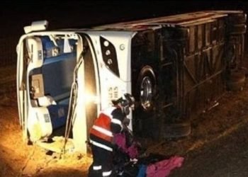 مصرع 3 وإصابة 34 في انقلاب أتوبيس ركاب بالأقصر