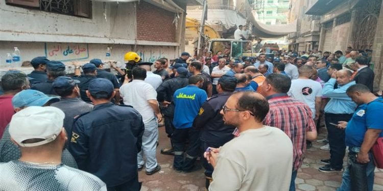 إخلاء سبيل صاحب مصنع المحلة المنهار بكفالة