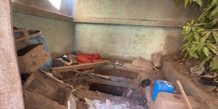 النيابة الإدارية تحقق في سرداب داخل مكتب صحة دشنا بقنا