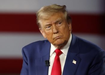 ترامب يطالب حماس بالإفراج الفوري عن جميع الرهائن الإسرائيليين: “الأمور ستتغير سريعًا”