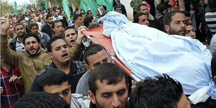 غزة تنزف.. 25 شهيدًا وعشرات المفقودين في غارات إسرائيلية مستمرة