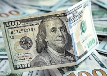 سعر صرف الدولار اليوم الأحد في البنوك المصرية