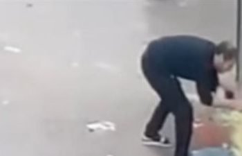 الأمن يفحص فيديو شخص يعتدي على صغير بالضرب في المنصورة