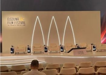 مهرجان الجونة السينمائي يحتفي بمئوية يوسف شاهين.. الأب الروحي لموجة جديدة للسينما العربية