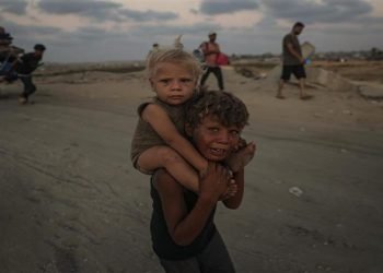 مصر تنقذ الطفل الفلسطيني «جدوع» وشقيقه