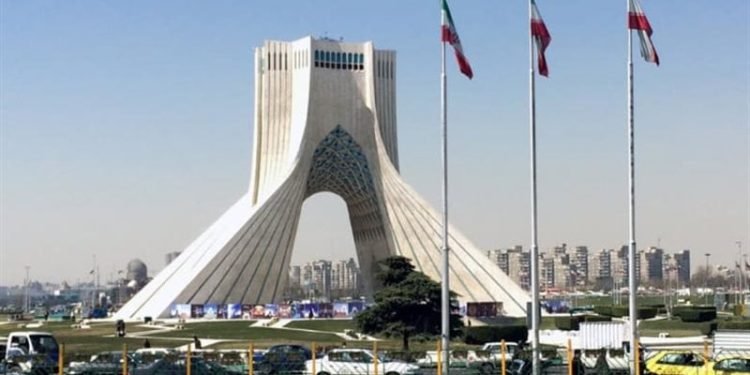 انفجار غاز قوي غرب طهران يوقع 14 إصابة ويدمر 7 مباني سكنية
