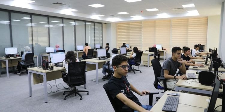 مكتب التنسيق يعلن انتهاء إجراءات القبول بالجامعات والمعاهد العليا لعام 2025