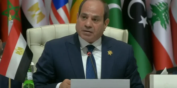 السيسي في قمة الدوحة: لن نقبل بالاعتداء على سيادة دولنا وآن الأوان لإقامة الدولة الفلسطينية المستقلة