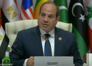 السيسي في قمة الدوحة: العدوان الإسرائيلي على قطر تهديد خطير للأمن العربي والإسلامي