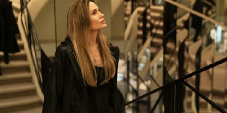 أنجلينا جولي تتحدث عن حبها للوطن وانتقادها لصمت العالم تجاه فلسطين