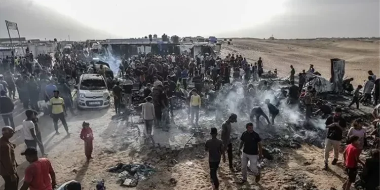 21 شهيدا بنيران جيش الاحتلال الإسرائيلي في غزة منذ فجر اليوم