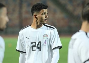 الزمالك يجهز عقدًا جديدًا لـ حسام عبد المجيد لضمان بقائه مع الفريق