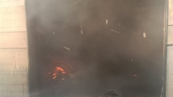 الدفع بـ5 سيارات لإطفاء السيطرة على حريق بمخزن كتان في زفتى بالغربية