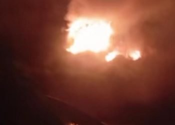 السيطرة على حريق مطعم قصر المندي.. تفاصيل