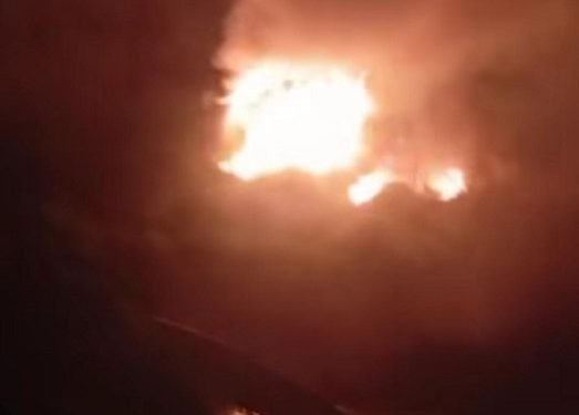 السيطرة على حريق مطعم قصر المندي.. تفاصيل