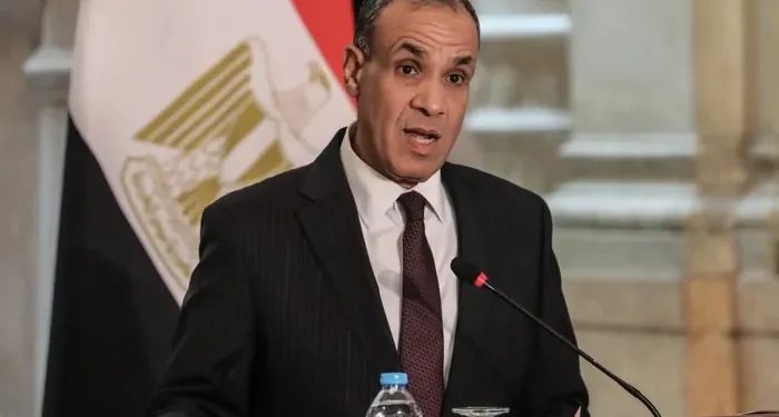 وزير الخارجية: الجماعة الإرهابية تشتت الانتباه عن جرائم إسرائيل