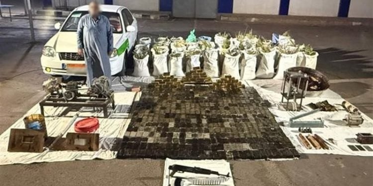 ضبط عنصر جنائي شديد الخطورة بحوزته طن و445 كيلو جرام مخدرات بقيمة 46 مليون جنيه