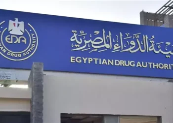 ممكن تسبب سرطان.. هيئة الدواء تمنح الشركات مهلة 3 سنوات لحذف هذه المادة الملونة