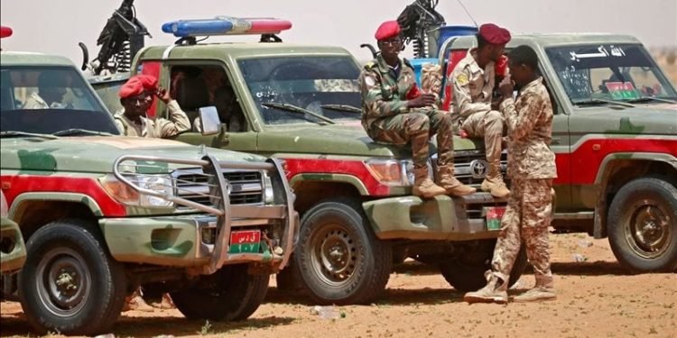 مقتل 18 سودانيا بينهم نساء وأطفال في قصف الدعم السريع لمدينة الفاشر السودانية