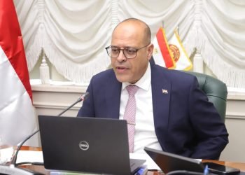 وزير العمل: الخميس المقبل إجازة رسمية مدفوعة الأجر للعاملين بالقطاع الخاص بمناسبة ذكرى المولد النبوي الشريف