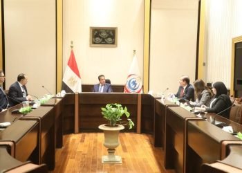 وزير الصحة يبحث مع “بايوجينرك فارما” تعزيز التعاون لتطوير صناعة الأدوية الحيوية