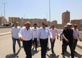 محافظ الجيزة يشهد التشغيل التجريبي لوصلة محور عمرو بن العاص لربط الطريق الدائري الشمالي بالجنوبي