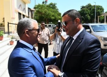 وزير الإسكان ومحافظ الإسماعيلية يتابعان عددا من ملفات العمل المشتركة