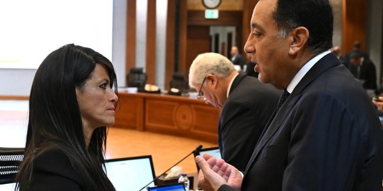 وزيرة التخطيط تستعرض الاستعدادات النهائية لإطلاق “السردية الوطنية للتنمية الاقتصادية”