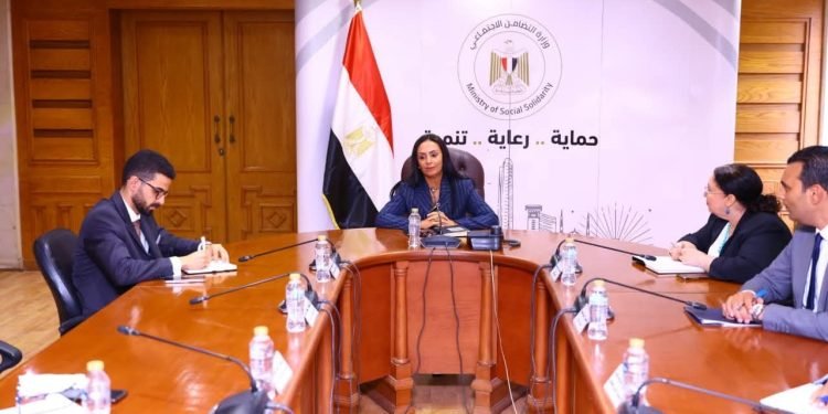 وزيرة التضامن الاجتماعي تترأس اجتماعًا لمتابعة الحصر الوطني للحضانات
