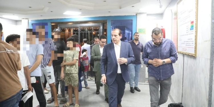 نائب وزير الصحة يجري جولة ميدانية مفاجئة بمحافظة القاهرة ويوجه بإجراءات عاجلة لتحسين الخدمات الطبية