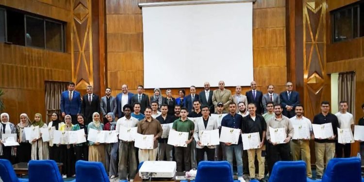 وزير الري يتابع موقف مشاركة مركز التدريب الإقليمي في أنشطة المبادرة الرئاسية “تحالف وتنمية”