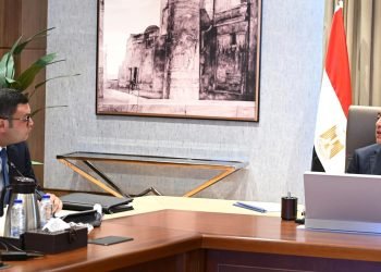 رئيس الوزراء يستعرض ملامح الاستراتيجية الوطنية للعمران والبناء الأخضر