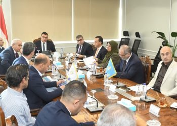 وزير الإسكان يُتابع معدلات تسويق وتسليم عدد من المشروعات والفرص الاستثمارية بالمدن الجديدة