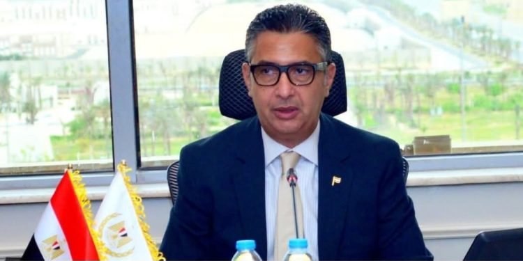 «أسبوع حافل بالإنجازات».. أبرز أنشطة وزارة التموين من افتتاح معارض “أهلاً مدارس” إلى تحديث بيانات المواطنين