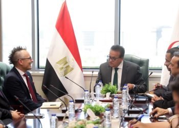 وزير الصحة يؤكد أولوية الدولة لصحة المواطن وتطوير ملف الأمراض الوراثية