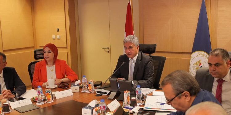 وزير السياحة والآثار يترأس اجتماع مجلس إدارة الهيئة المصرية العامة للتنشيط السياحي
